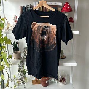 Aritzia bear tee